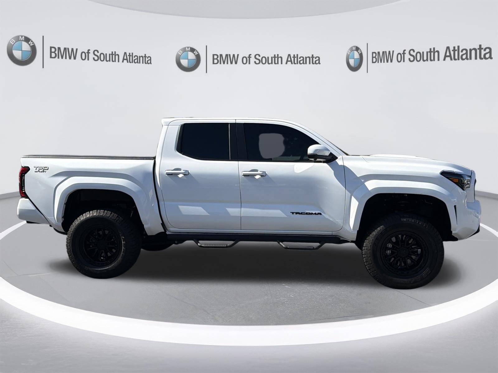 Used 2024 Toyota Tacoma TRD Sport w/ TRD Sport Premium Package AWD/4WD image 31