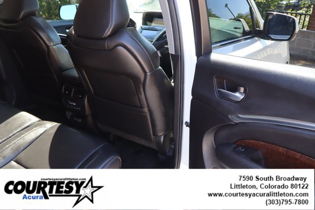 Used 2017 Acura MDX w/ Technology Package AWD/4WD image 32