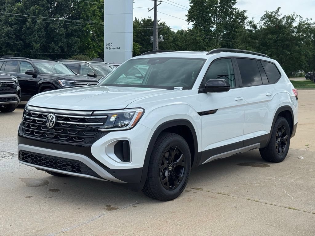 New 2026 Volkswagen Atlas Peak Edition AWD/4WD image 9