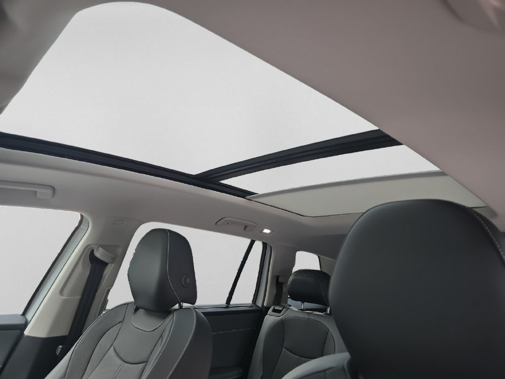New 2027 Volkswagen Atlas SE FWD image 11