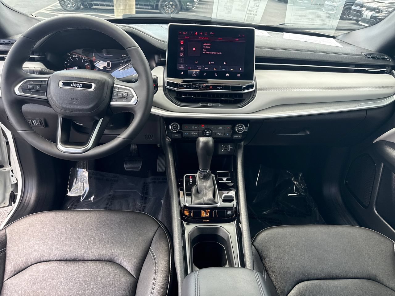 Certified 2025 Jeep Compass Limited AWD/4WD image 15