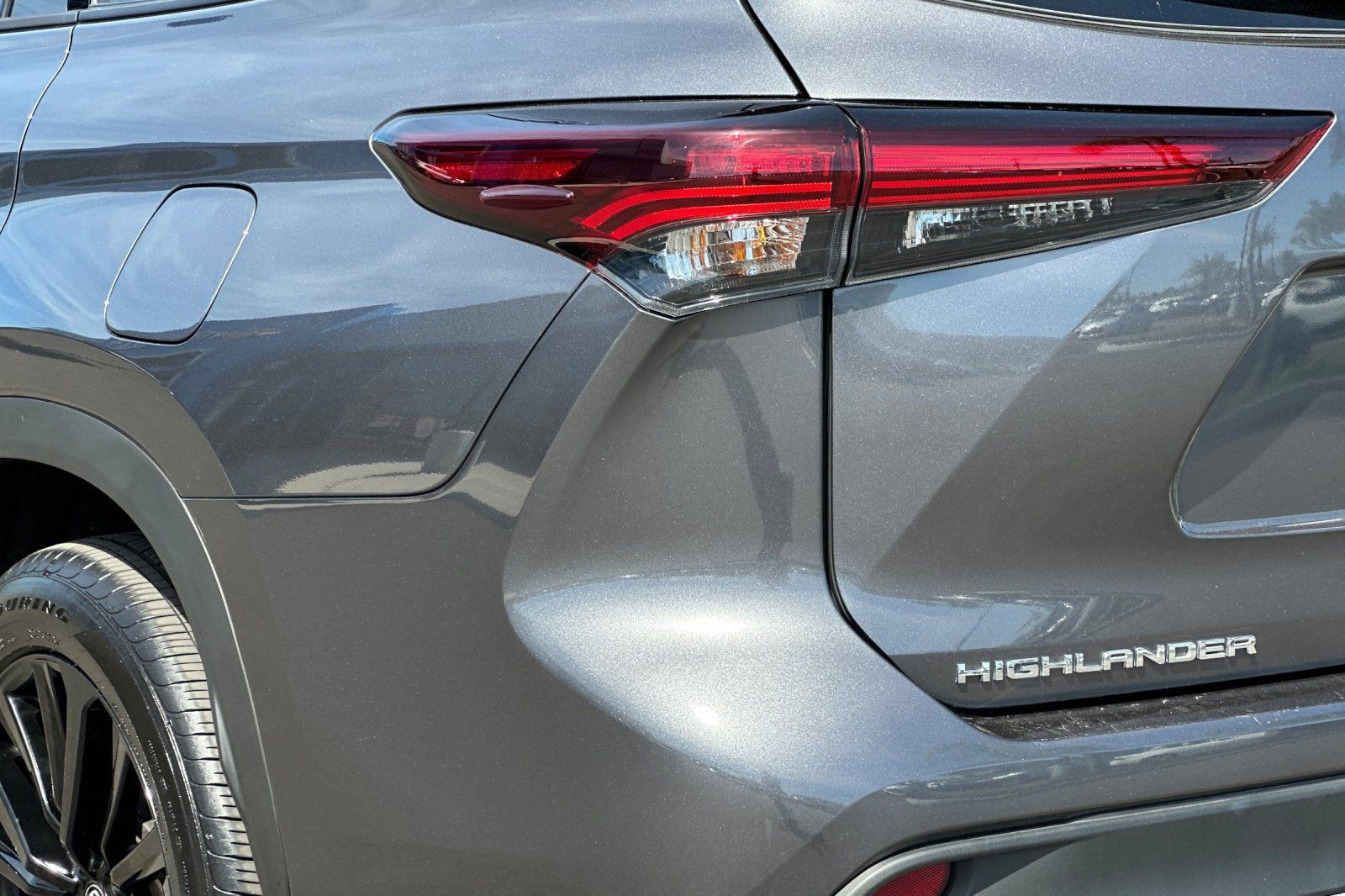 Used 2025 Toyota Highlander XSE image 38