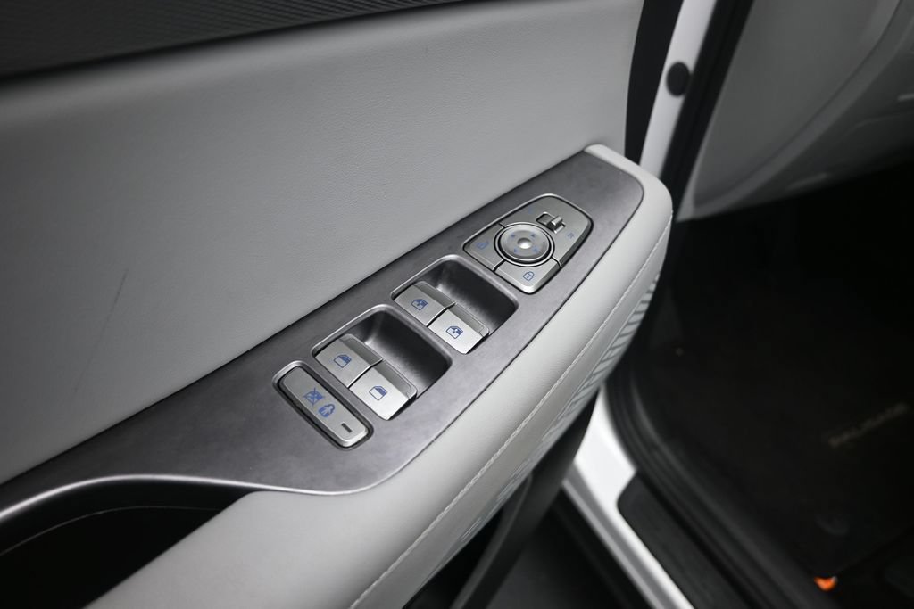 Used 2022 Hyundai Palisade SEL w/ Premium Package FWD image 26