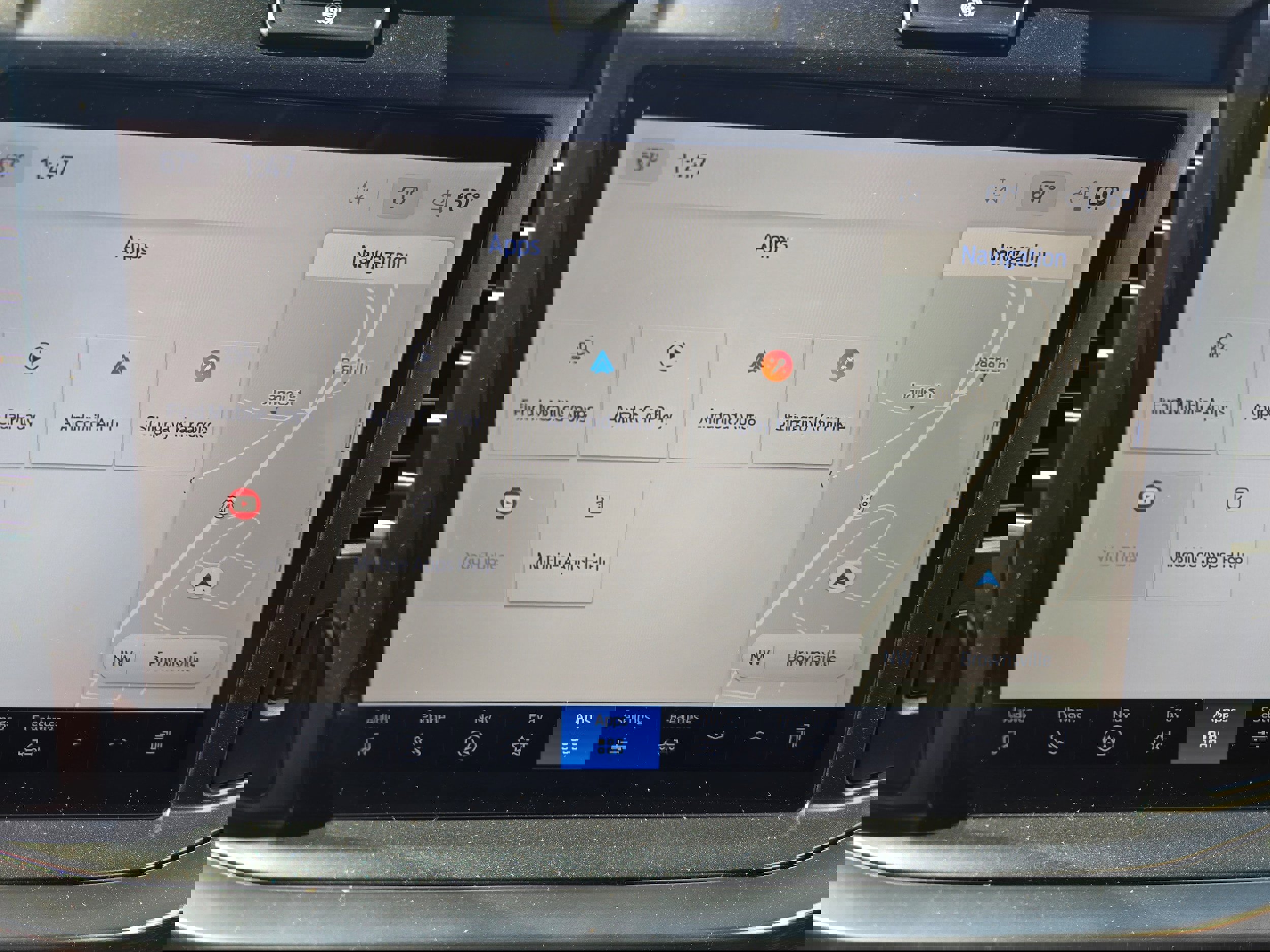 New 2026 Ford F250 Lariat w/ Black Appearance Package image 25