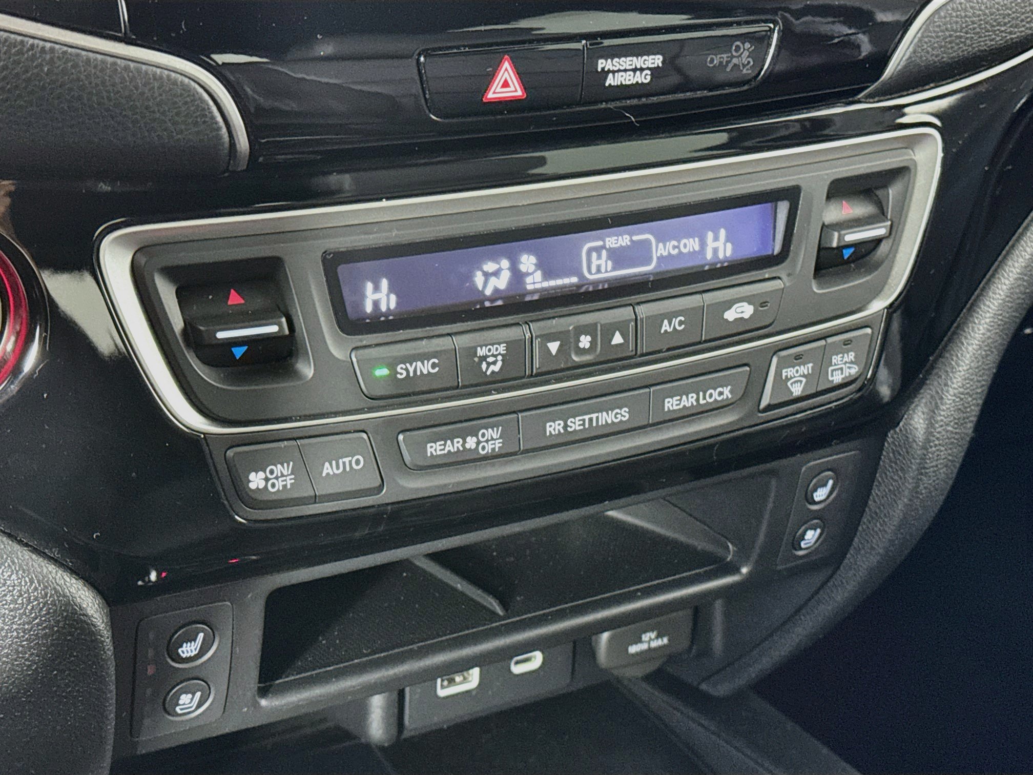 Certified 2025 Honda Passport Black Edition image 16