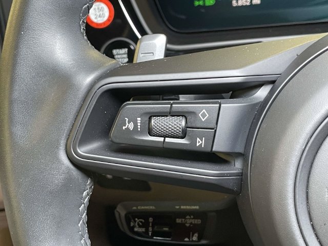 Certified 2026 Porsche Cayenne Coupe AWD/4WD image 37