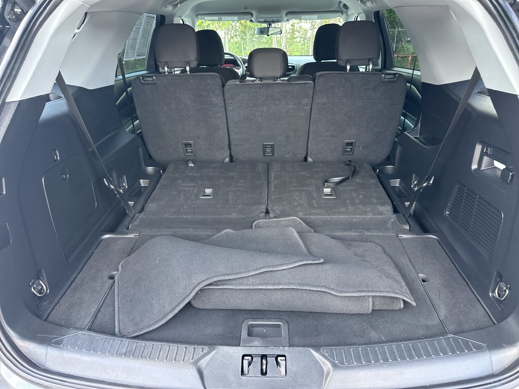 Used 2023 Ford Explorer XLT RWD image 27
