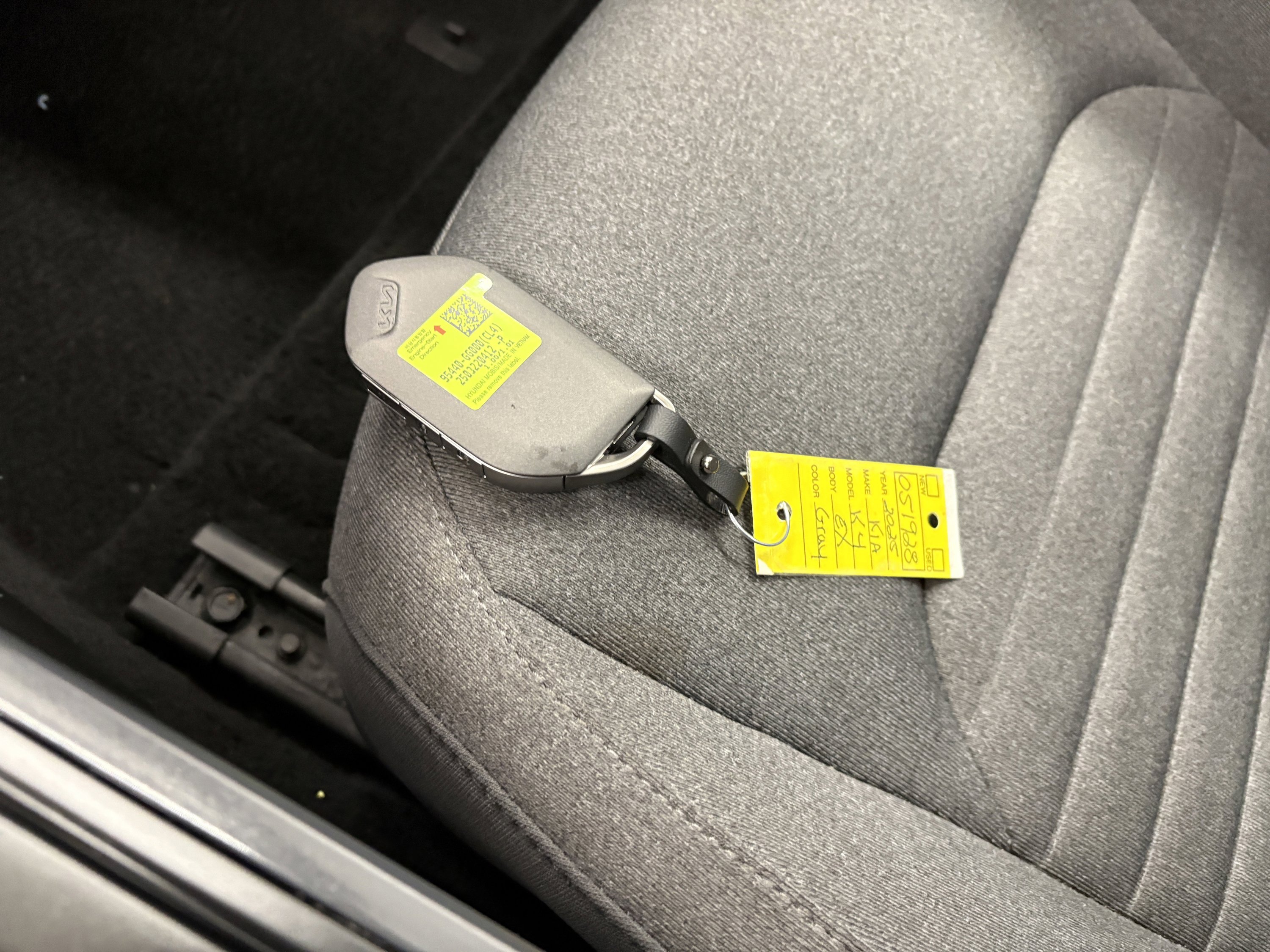 Used 2025 Kia K4 EX image 25