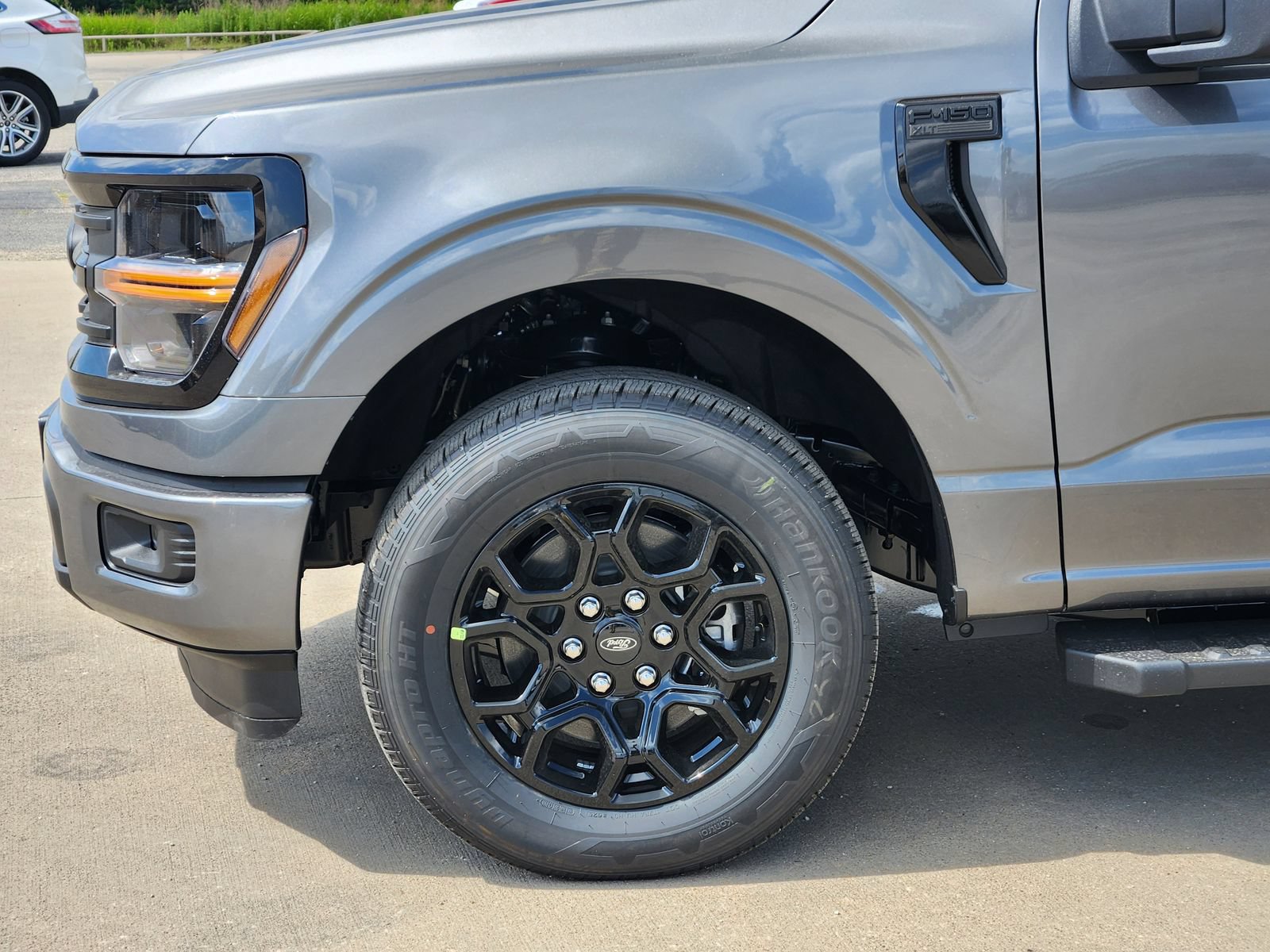 New 2026 Ford F150 XLT w/ XLT Black Appearance Package RWD image 9