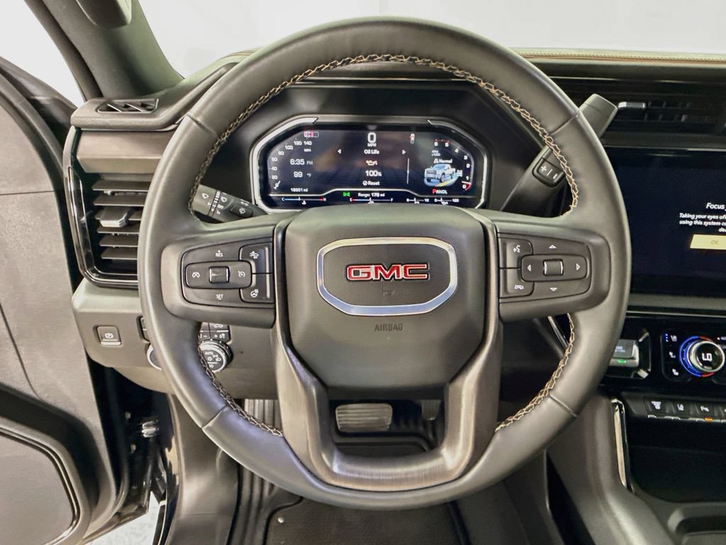 Used 2025 GMC Sierra 2500 AT4 AWD/4WD image 12