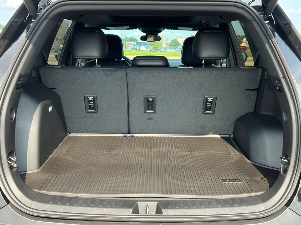 New 2027 GMC Terrain Elevation w/ Elevation Premium Package AWD/4WD image 32