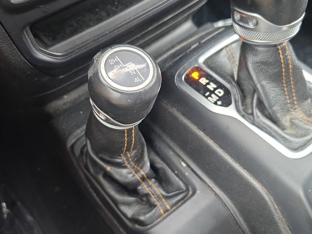 Used 2021 Jeep Gladiator Overland image 26