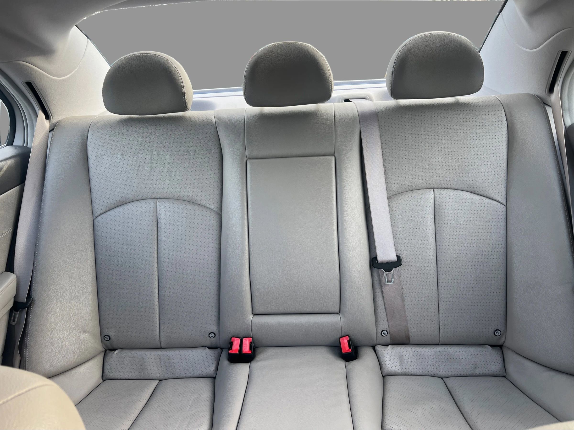 Used 2005 Mercedes-Benz E 320 4MATIC Sedan image 17