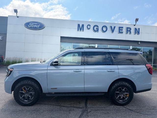 Certified 2025 Ford Expedition Tremor AWD/4WD image 4