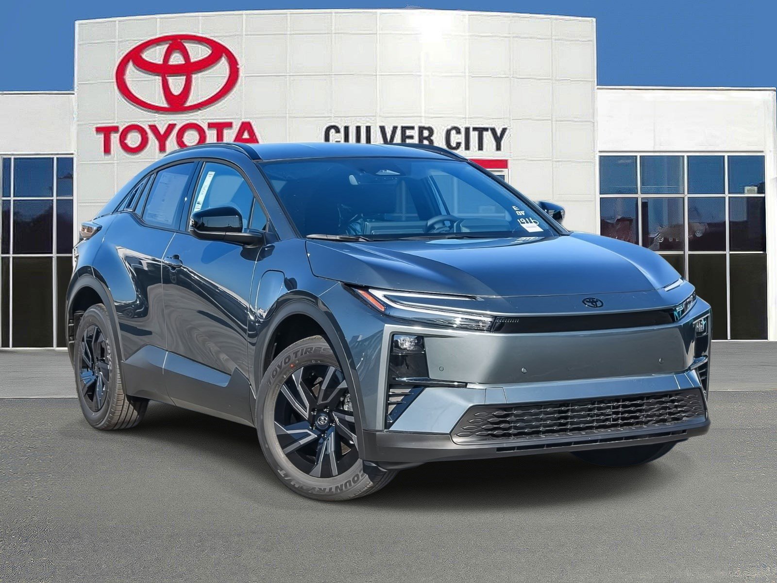 New 2026 Toyota C-HR AWD/4WD image 1