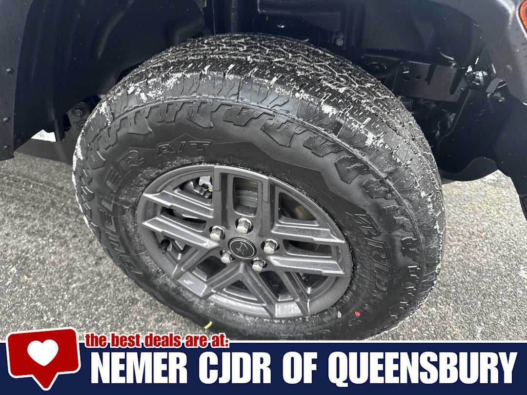 New 2026 Jeep Gladiator Sport AWD/4WD image 10