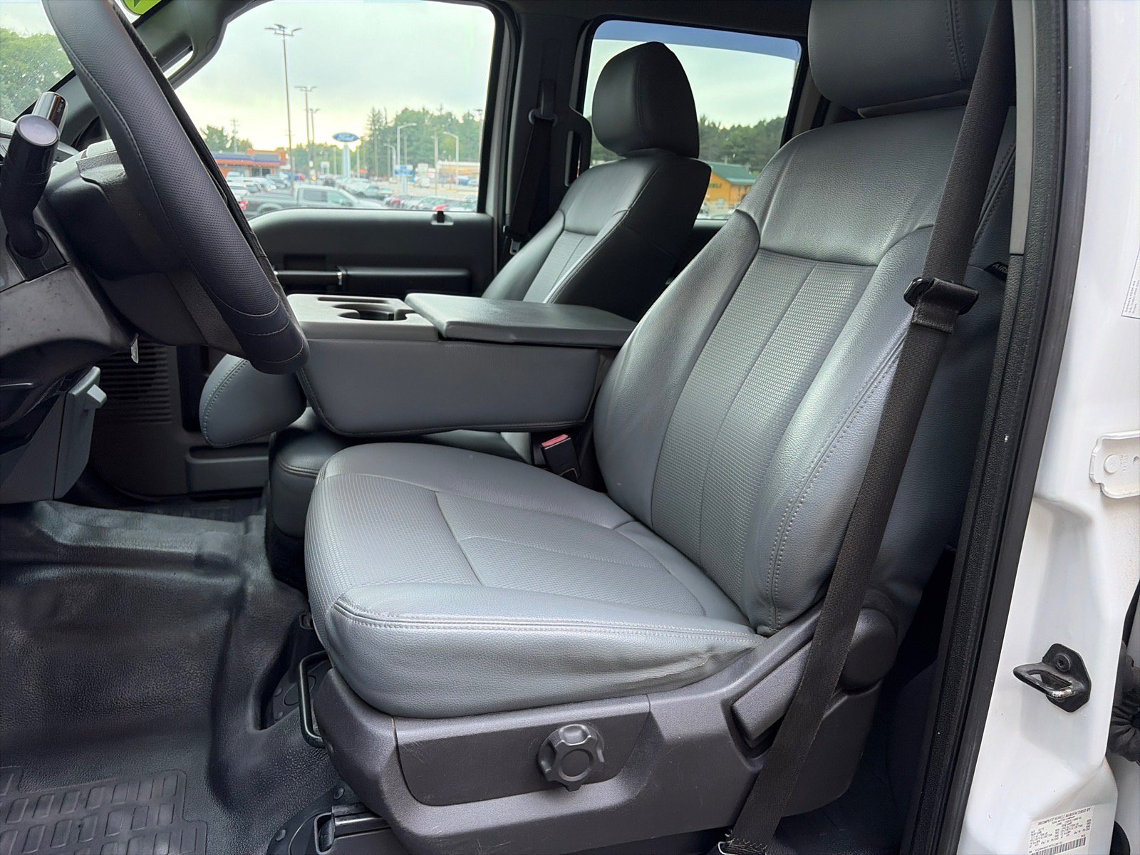 Used 2015 Ford F450 XL w/ Power Equipment Group AWD/4WD image 12