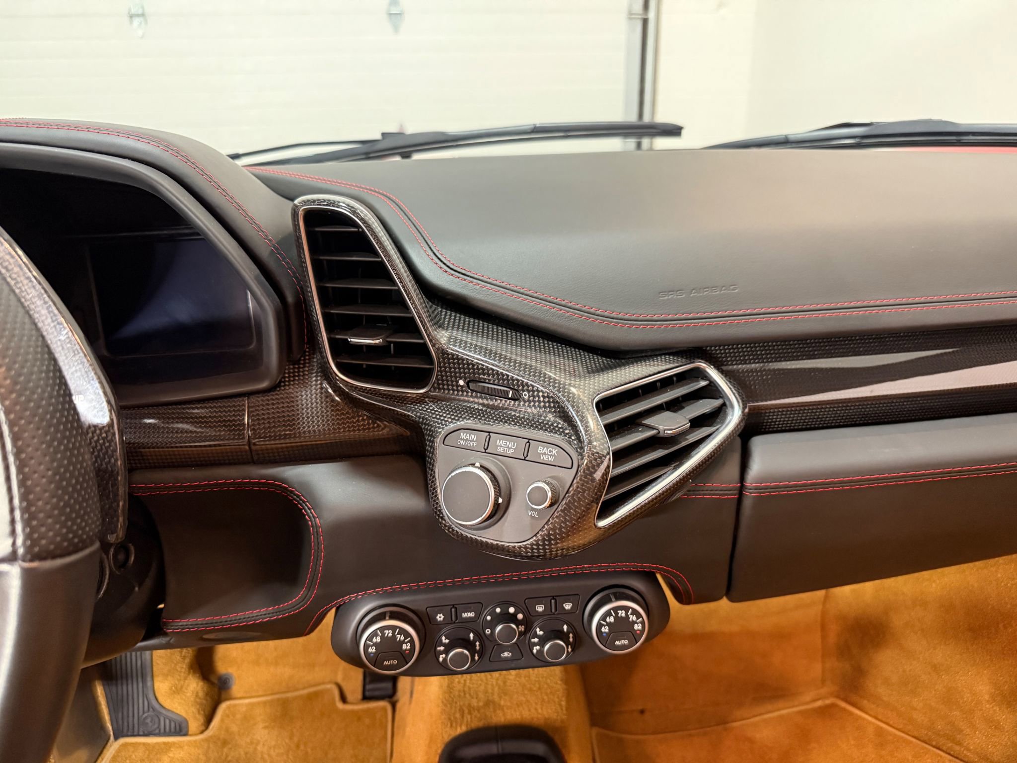 Used 2011 Ferrari 458 Italia Coupe image 90