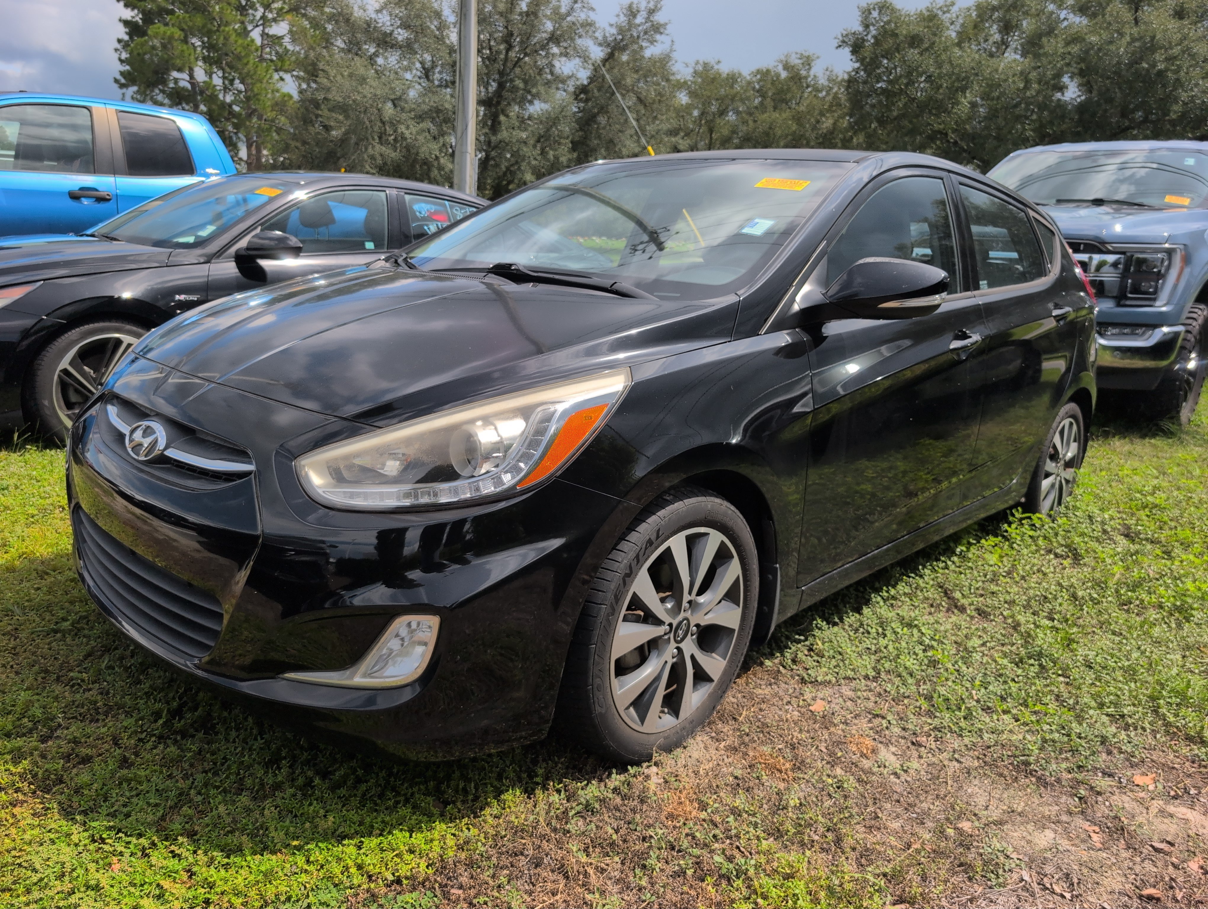 Used 2015 Hyundai Accent Sport FWD image 5