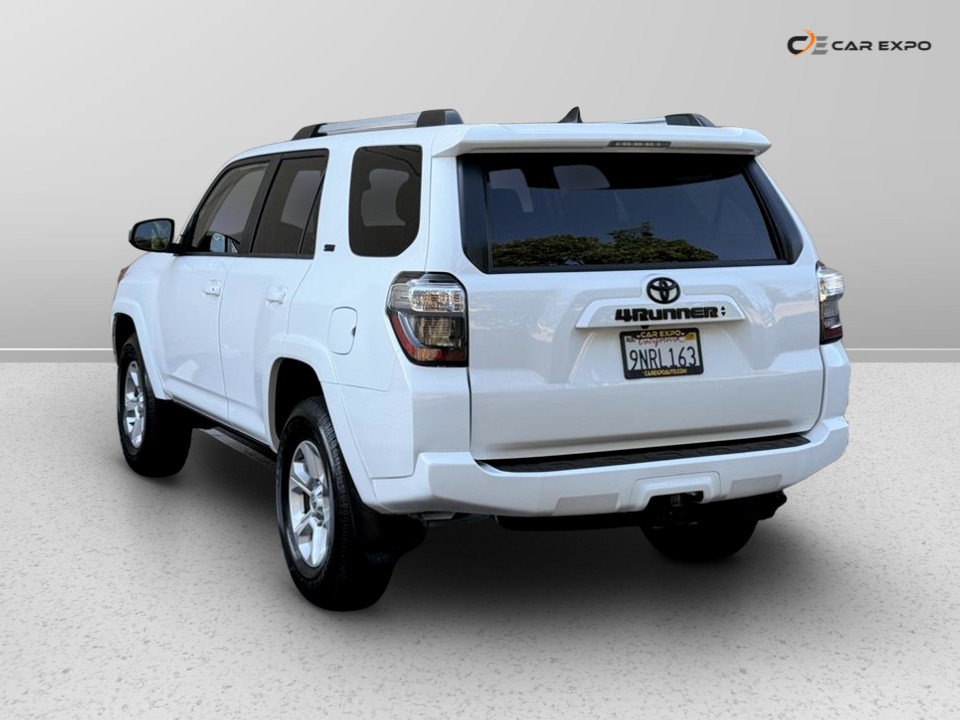 Used 2024 Toyota 4Runner SR5 image 5