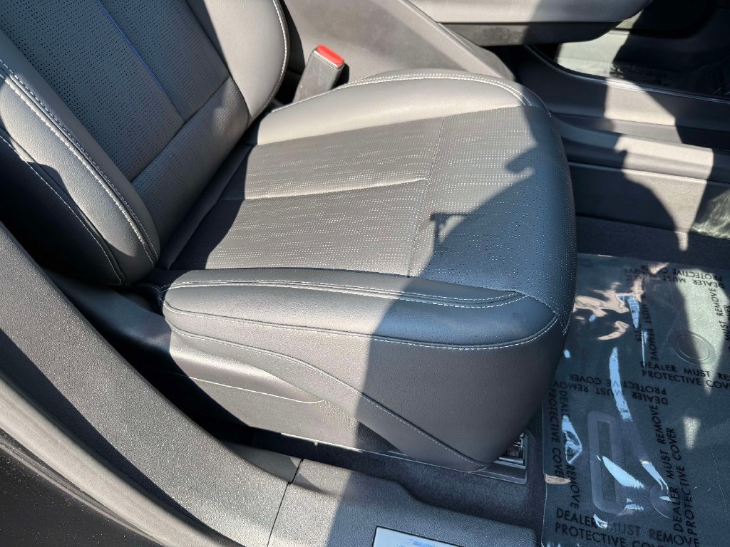 Certified 2024 Cadillac Lyriq Sport w/ LPO, Floor Liner Package AWD/4WD image 15