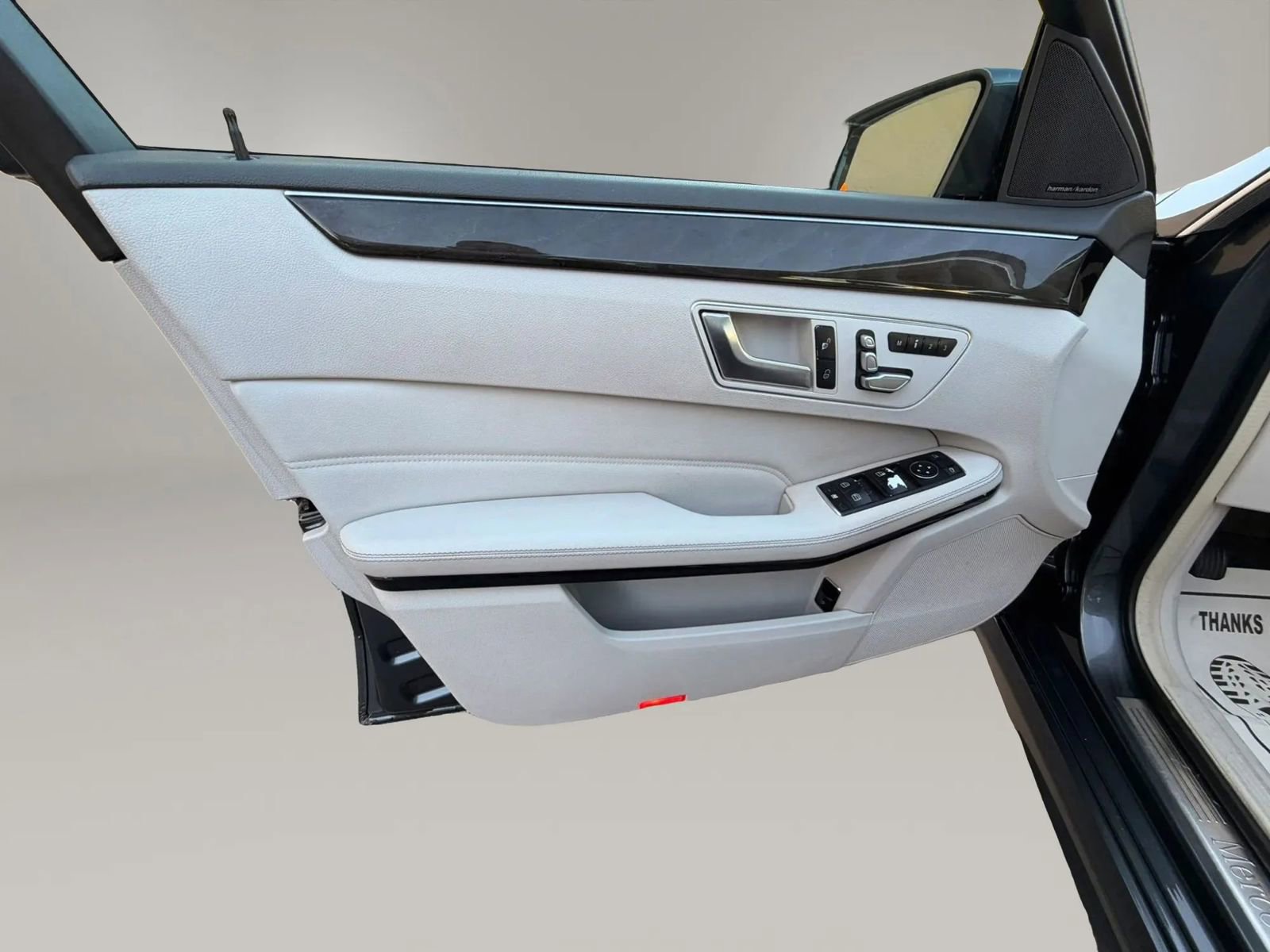 Used 2014 Mercedes-Benz E 350 Sedan image 37