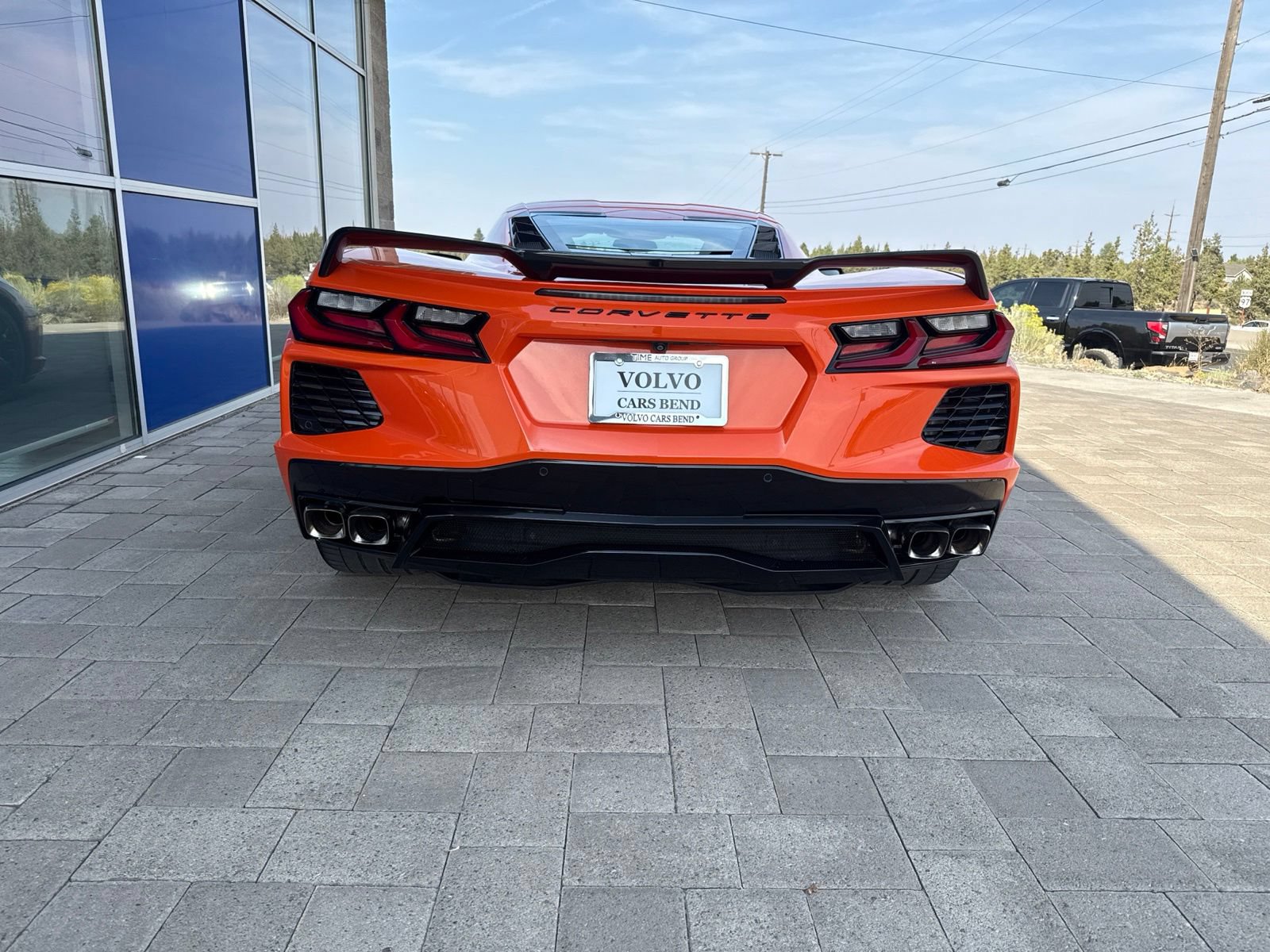 Used 2021 Chevrolet Corvette Stingray Coupe w/ Z51 Performance Package RWD image 6