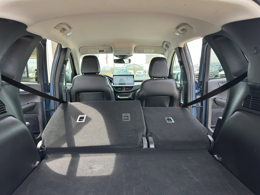 Used 2024 Ford Escape Platinum image 35