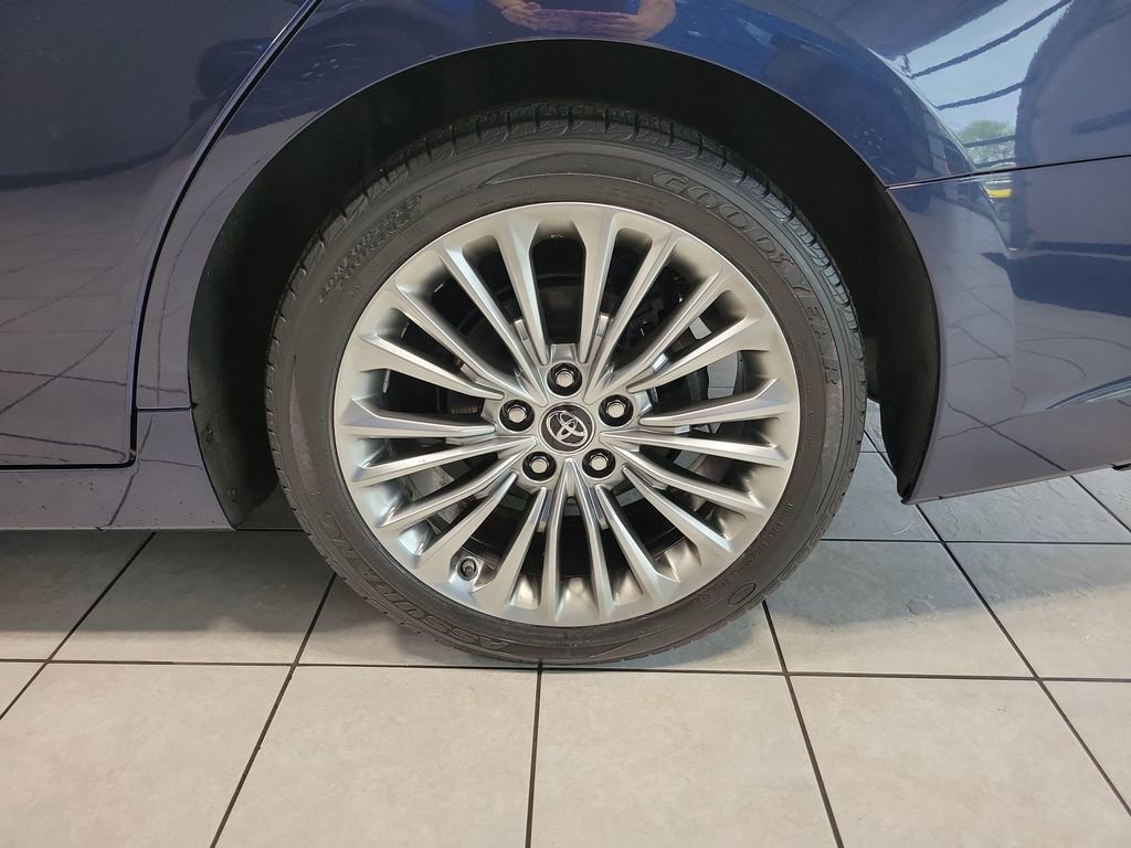 Used 2019 Toyota Avalon Limited w/ Advanced Safety Package FWD image 48