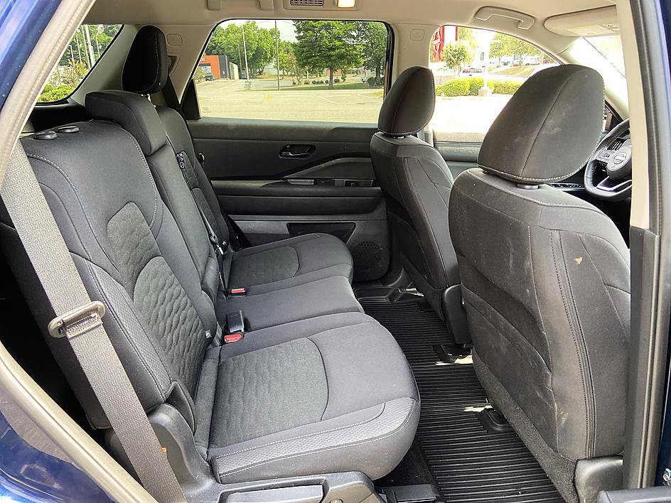 Certified 2025 Nissan Pathfinder SV AWD/4WD image 18