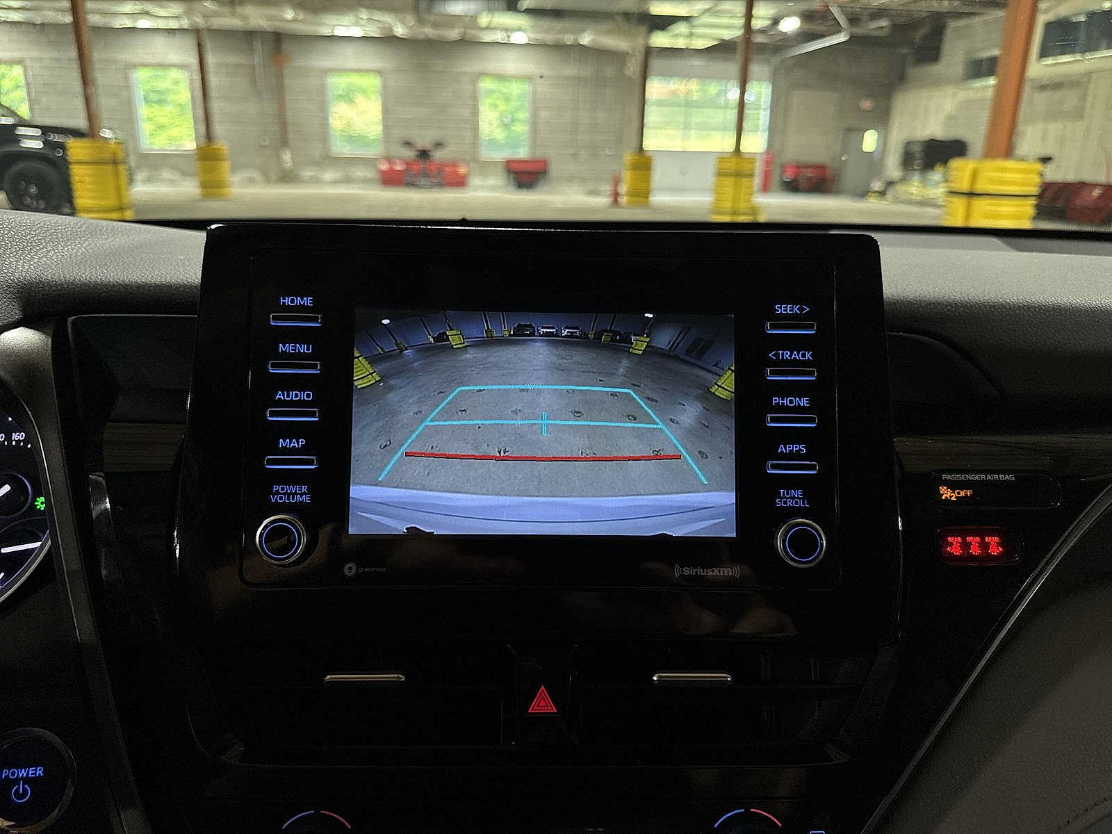 Used 2021 Toyota Camry LE FWD image 24