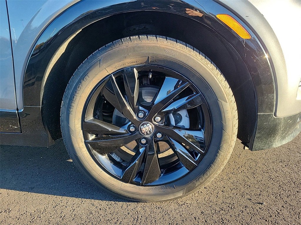 Used 2024 Buick Encore GX Sport Touring image 5