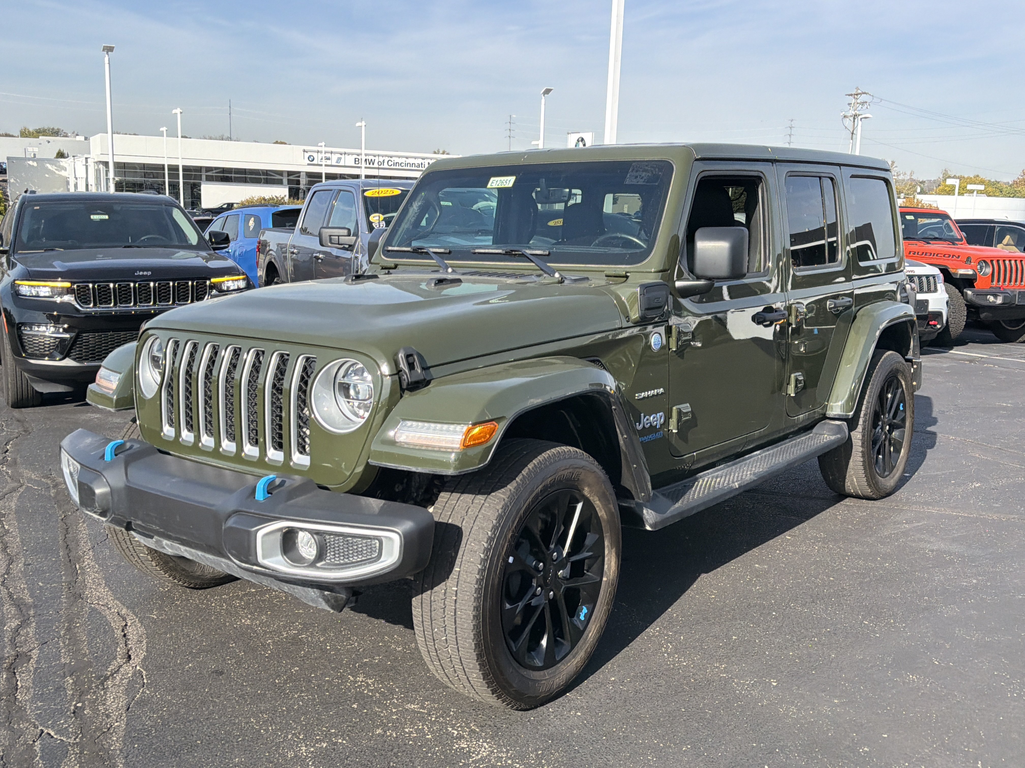 Certified 2022 Jeep Wrangler Unlimited Sahara w/ Cold Weather Group AWD/4WD image 4