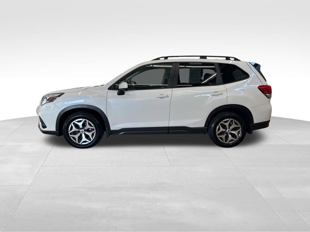 Certified 2024 Subaru Forester Premium image 5