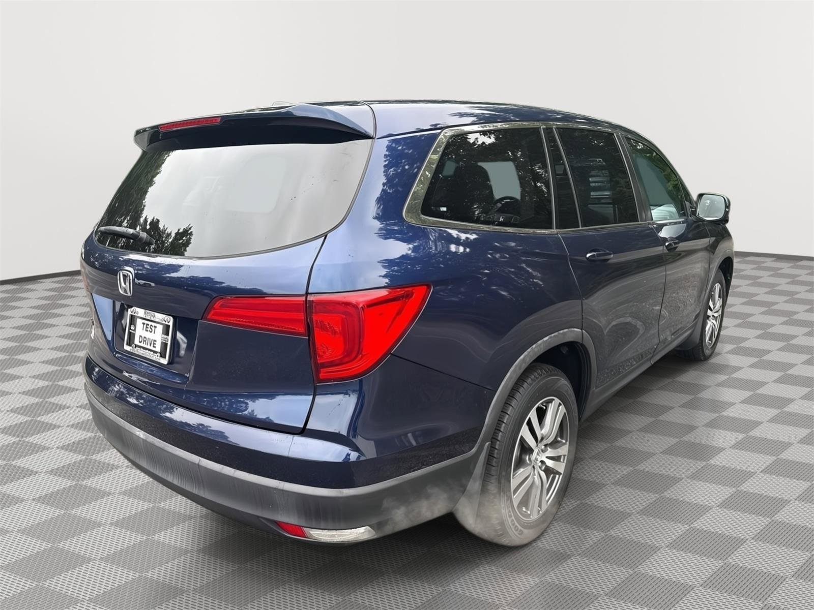 Used 2017 Honda Pilot EX-L image 6