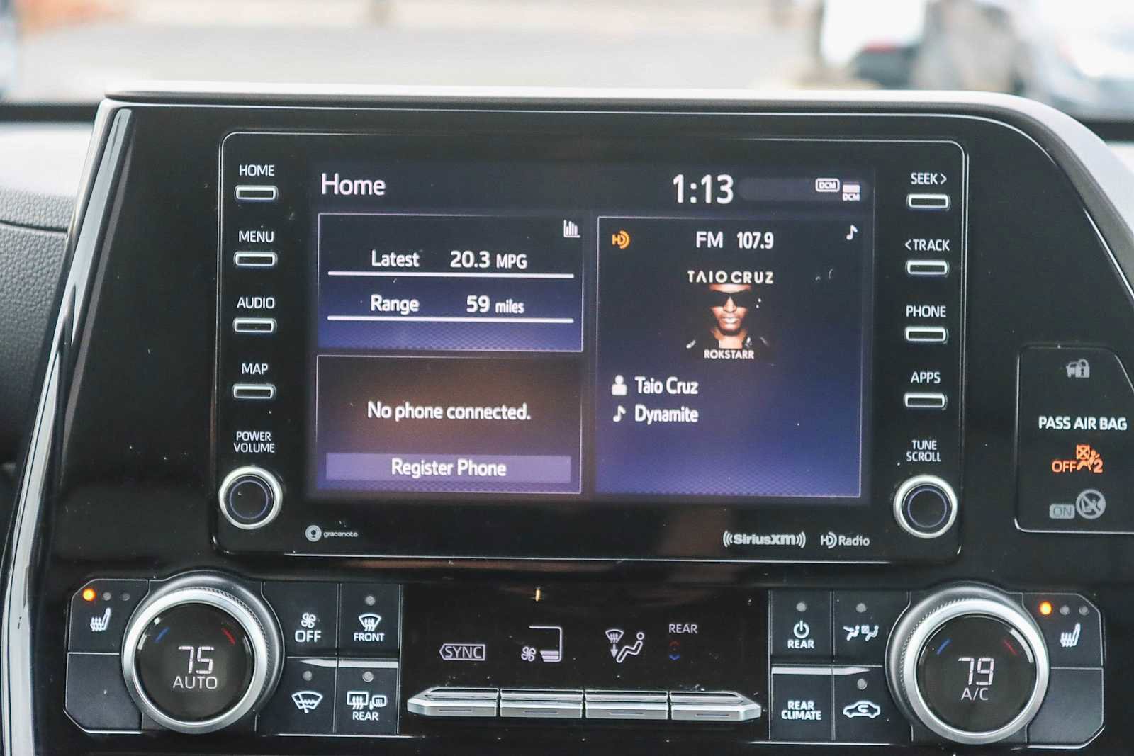 Used 2020 Toyota Highlander XLE image 13