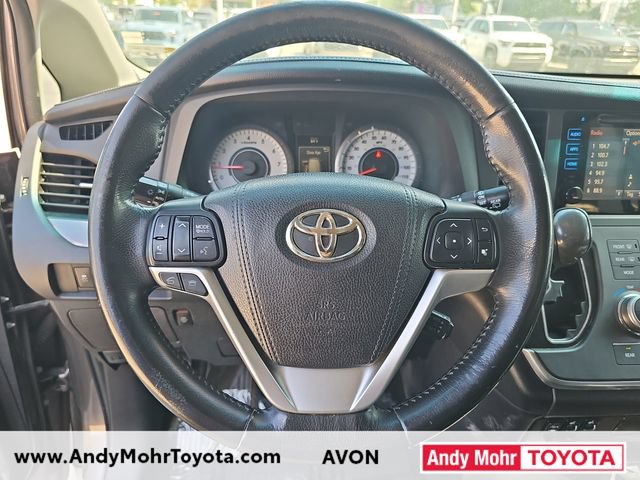 Used 2015 Toyota Sienna SE Premium FWD image 14