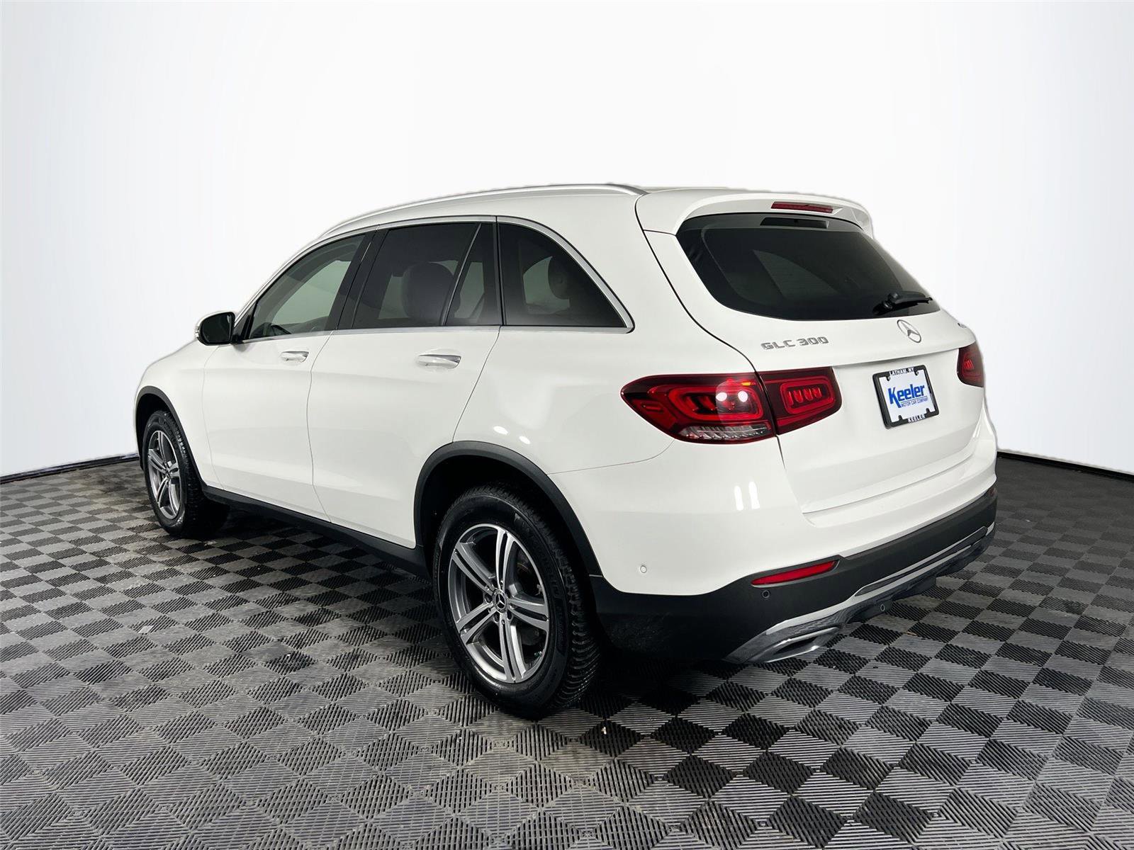 Used 2022 Mercedes-Benz GLC 300 4MATIC image 4