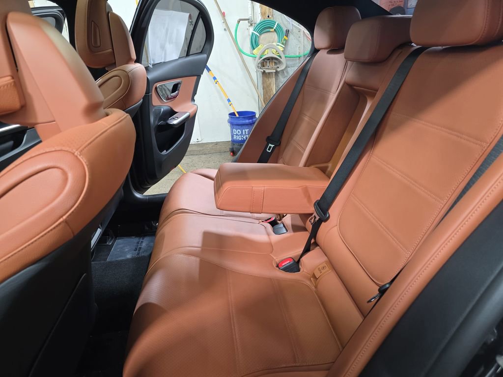 Used 2022 Mercedes-Benz C 300 4MATIC Sedan image 12