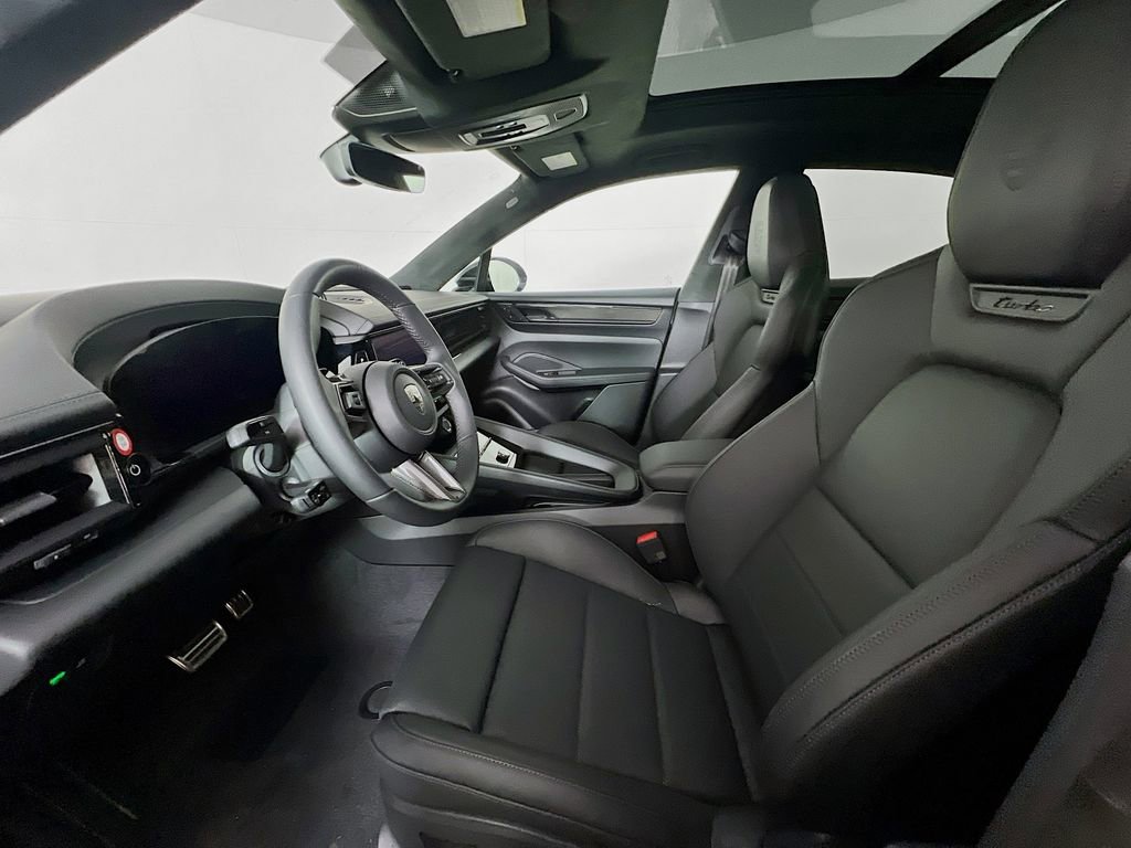 New 2026 Porsche Macan Turbo Electric image 5