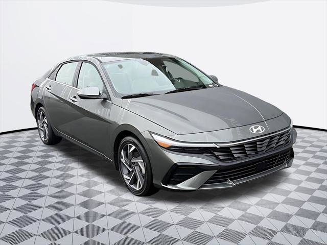 New 2026 Hyundai Elantra Limited image 2