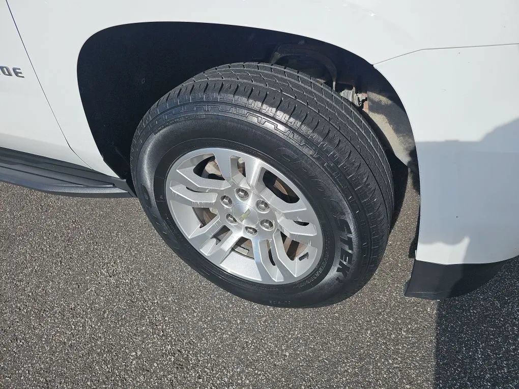 Used 2017 Chevrolet Tahoe 4WD image 9
