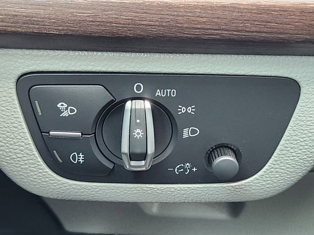 Used 2022 Audi Q5 2.0T Premium w/ Convenience Package image 20