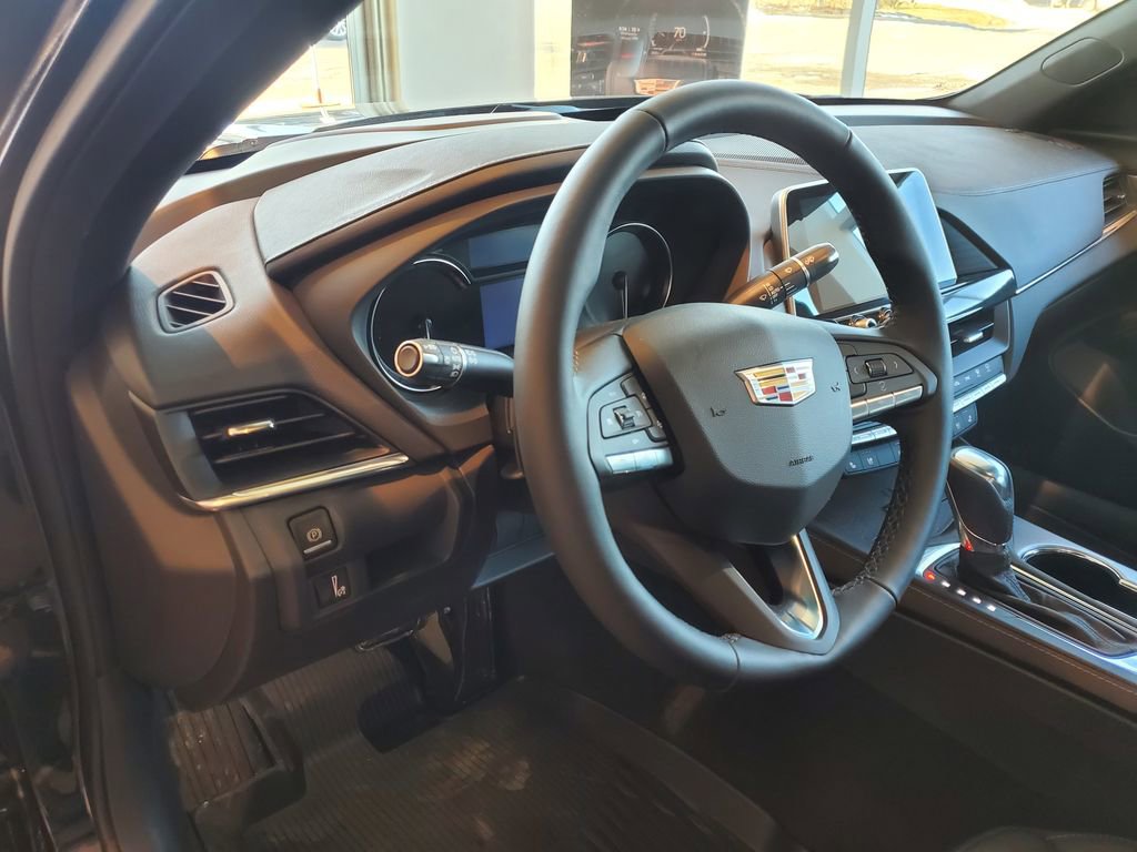 Used 2025 Cadillac CT4 Premium Luxury image 19