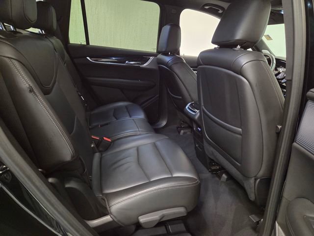 Used 2023 Cadillac XT6 Premium Luxury image 14