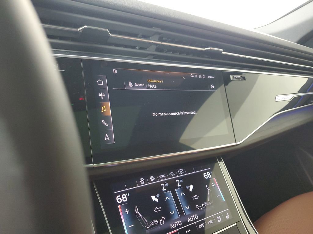 Used 2023 Audi Q8 Premium Plus image 29