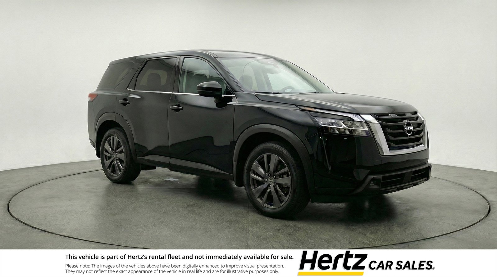 Used 2025 Nissan Pathfinder SV image 1