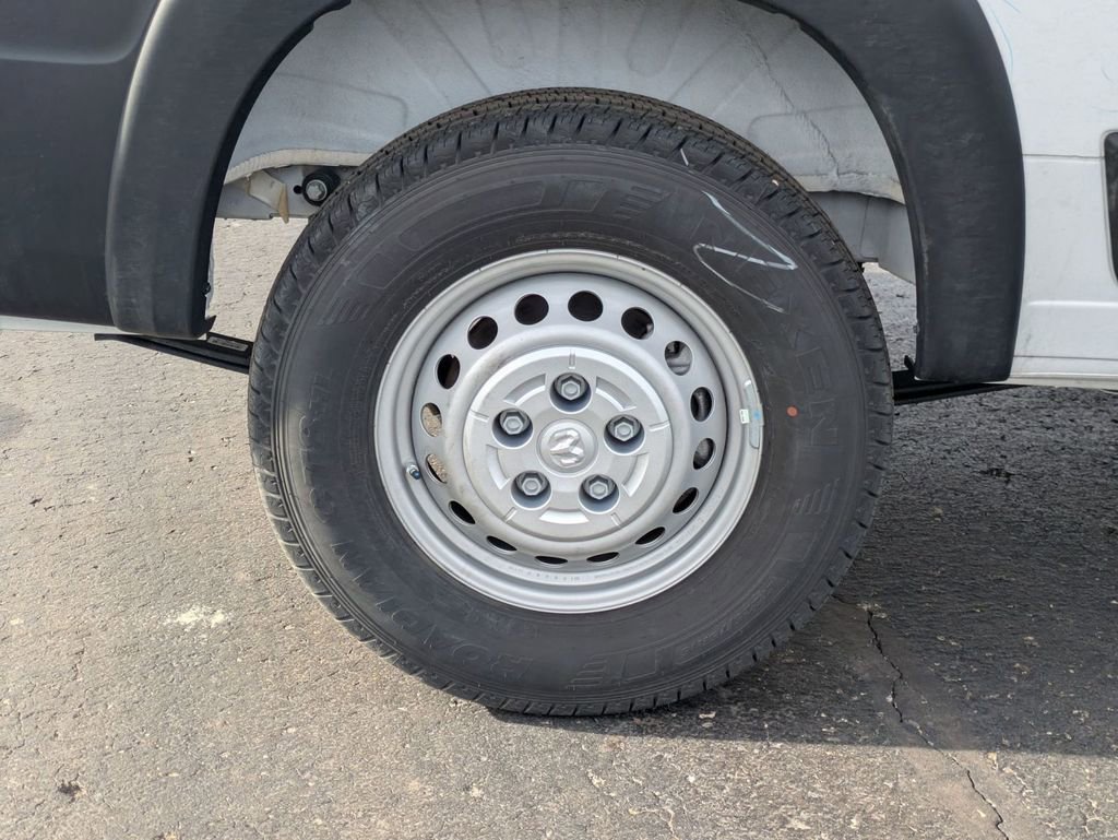 Used 2024 RAM ProMaster 2500 FWD image 12