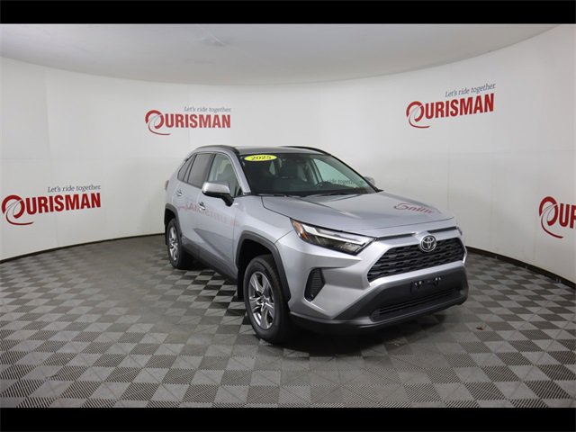 Used 2025 Toyota RAV4 XLE w/ Convenience Package image 14