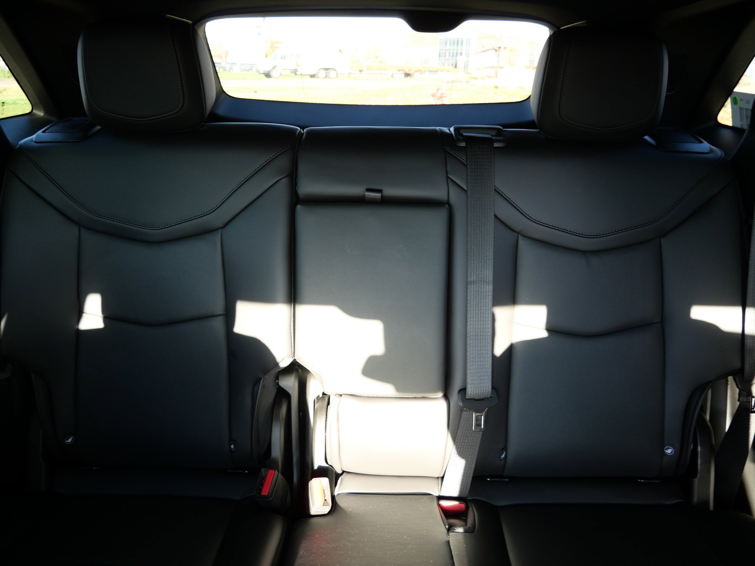 Used 2025 Cadillac XT5 Premium Luxury w/ LPO, Floor Liner Package image 11